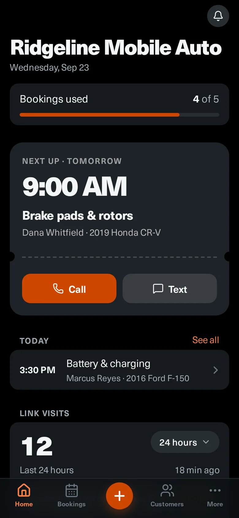 MechanicTap mechanic home screen in dark mode with the next appointment and link visits