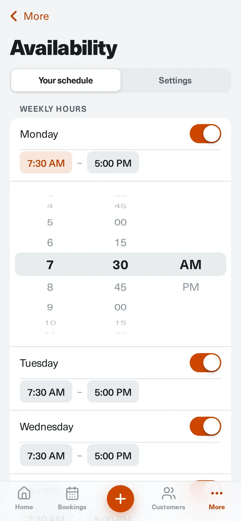 Weekly hours with a rolling time wheel